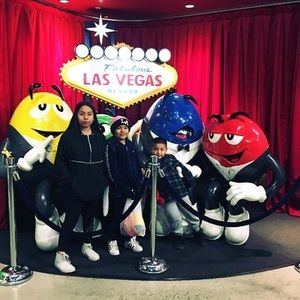 Meet your Posher, Refugio